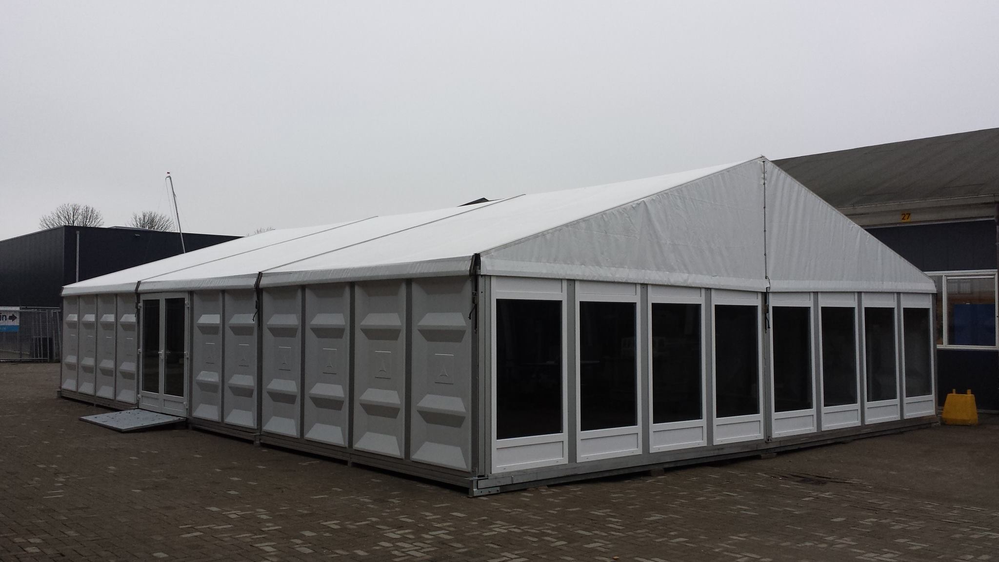 Tent huren - aluminium hal 8 meter - IJsselzicht Tentenverhuur